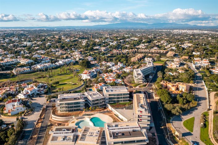 Image No.48-4 Bed Apartment for sale