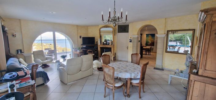 Image No.3-3 Bed House for sale