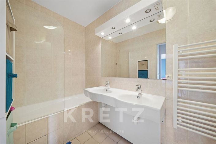 Image No.13-4 Bed Apartment for sale