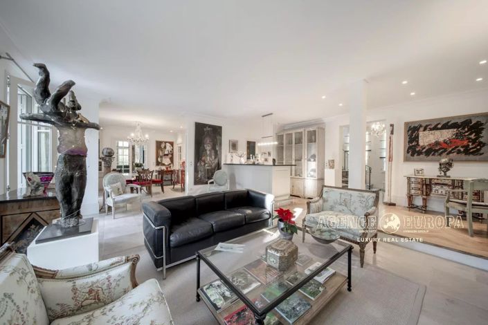 Image No.6-4 Bed House for sale