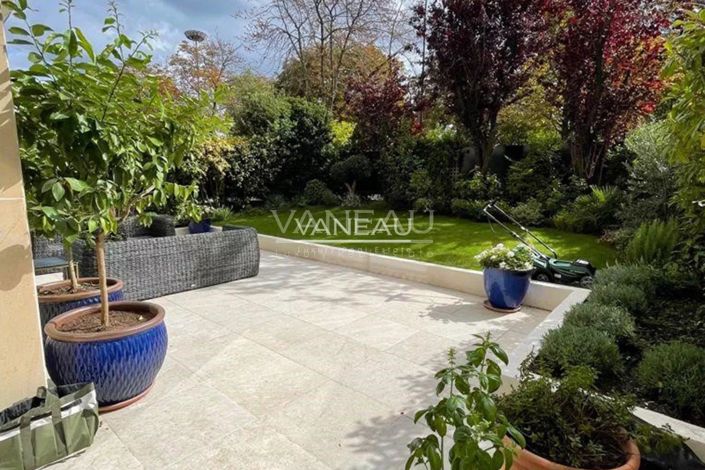 Image No.3-3 Bed Apartment for sale