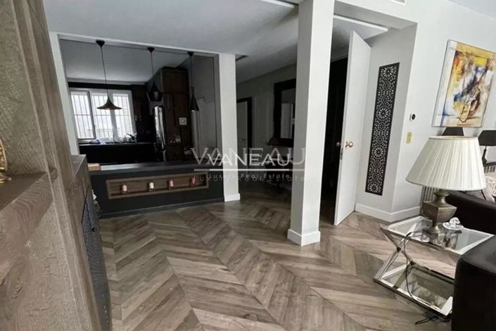 Image No.11-3 Bed Apartment for sale