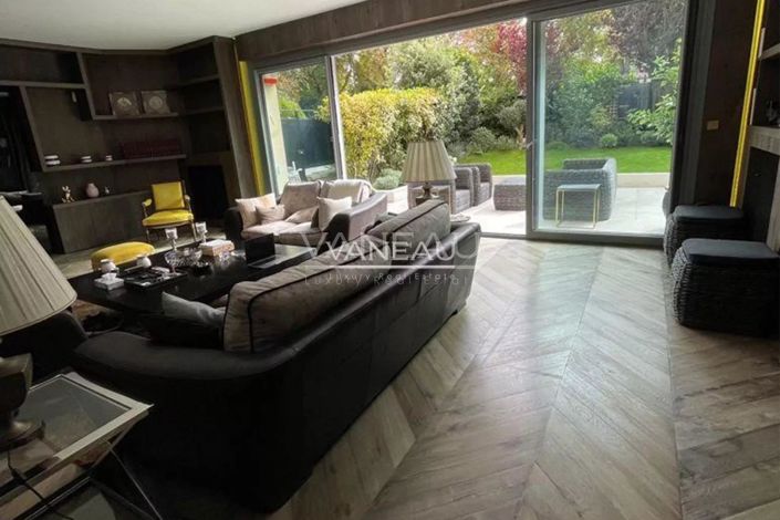 Image No.9-3 Bed Apartment for sale