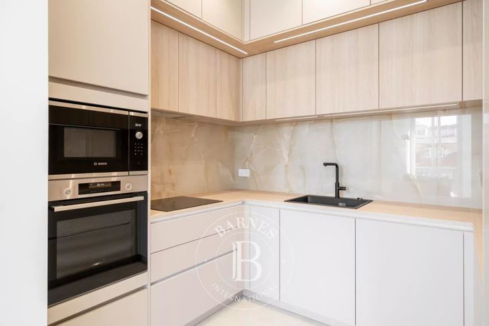 Image No.8-Appartement de 3 chambres à vendre à Cannes