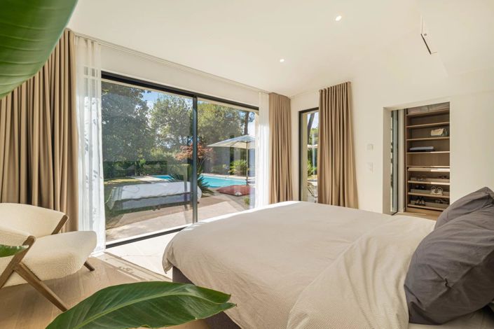 Image No.14-5 Bed House for sale