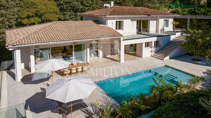 Image No.2-5 Bed House for sale