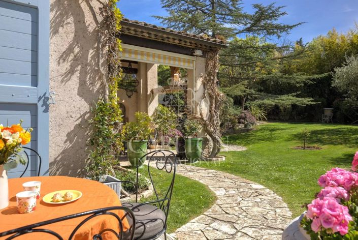 Image No.13-6 Bed House for sale