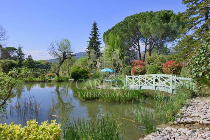 Image No.3-6 Bed House for sale