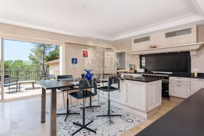 Image No.6-7 Bed House for sale