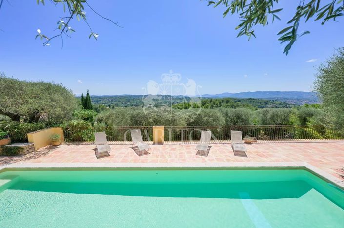 Image No.2-Maison de 4 chambres à vendre à Châteauneuf-Grasse