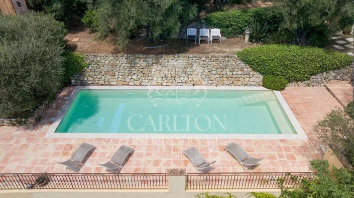 Image No.24-4 Bed House for sale