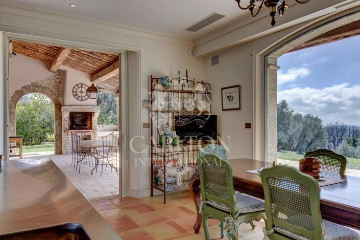 Image No.19-6 Bed House for sale