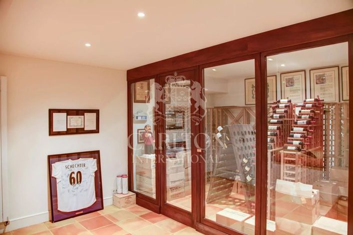 Image No.23-6 Bed House for sale