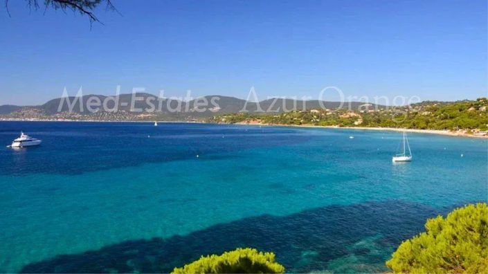 Image No.13-12 Bed House for sale