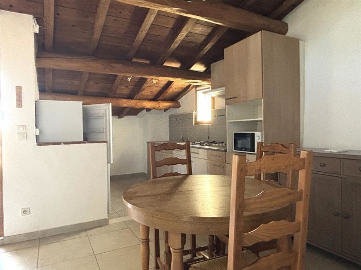 Image No.10-3 Bed House for sale