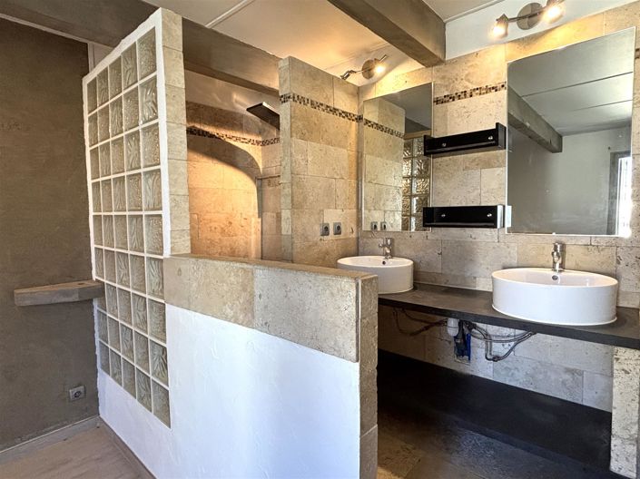 Image No.9-3 Bed House for sale