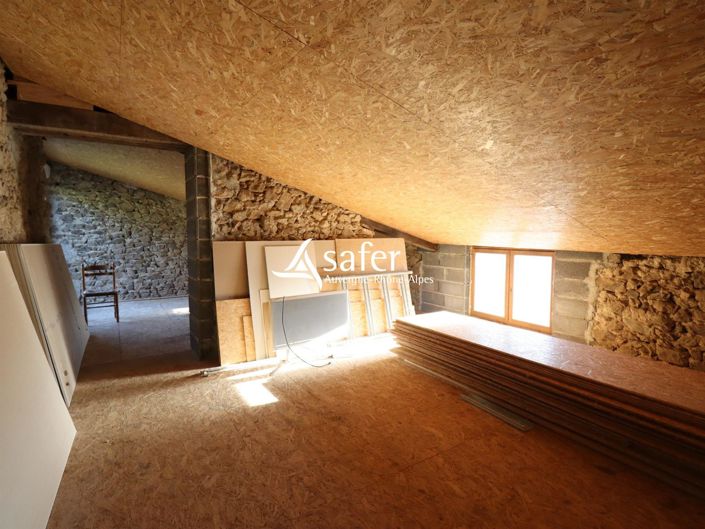 Image No.15-3 Bed House for sale