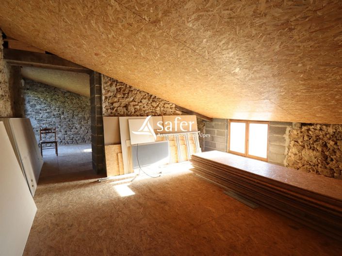 Image No.15-3 Bed House for sale