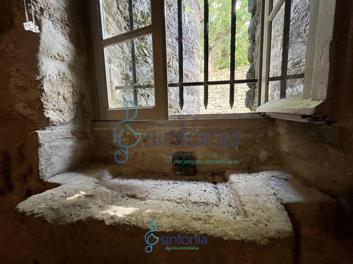 Image No.21-4 Bed House for sale