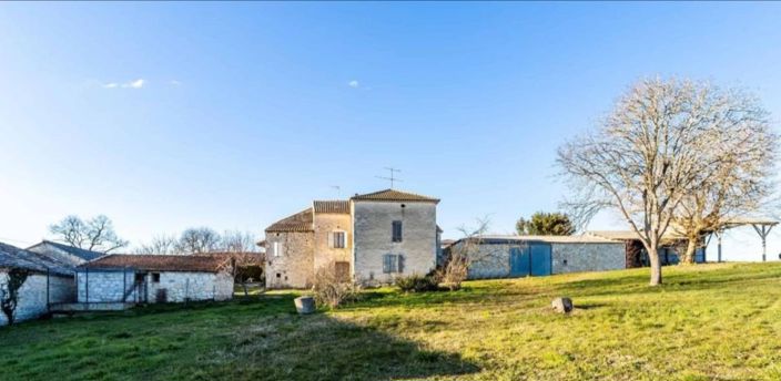 Image No.12-3 Bed House for sale