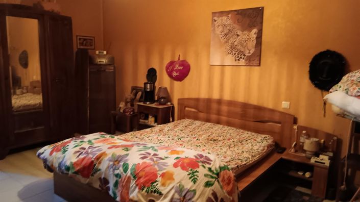 Image No.17-3 Bed House for sale