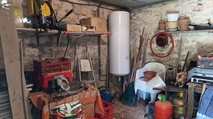 Image No.19-3 Bed House for sale