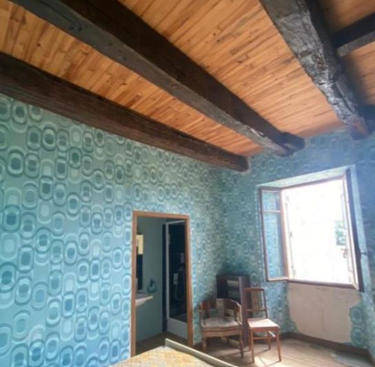 Image No.9-3 Bed House for sale