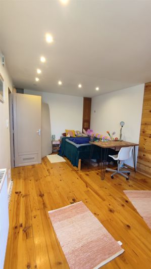 Image No.12-6 Bed House for sale