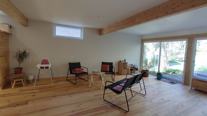 Image No.20-6 Bed House for sale