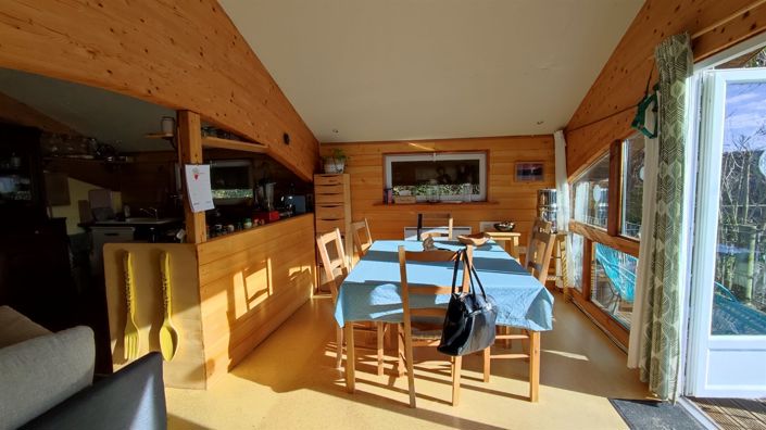 Image No.24-6 Bed House for sale