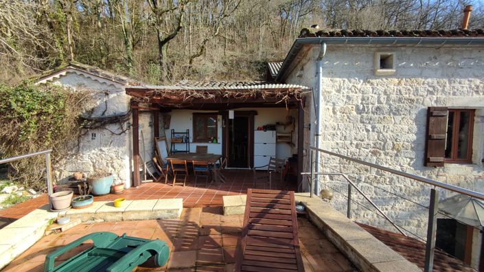 Image No.9-6 Bed House for sale