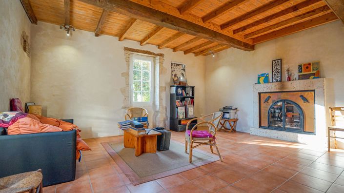 Image No.12-4 Bed House for sale