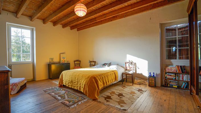 Image No.15-4 Bed House for sale