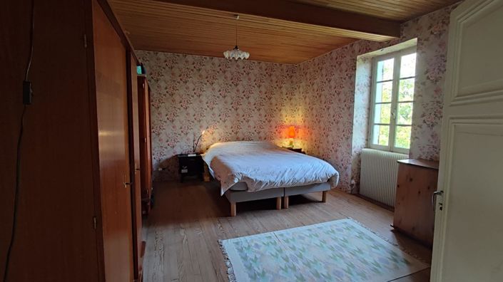 Image No.10-4 Bed House for sale