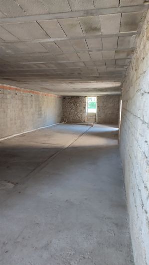 Image No.24-4 Bed House for sale