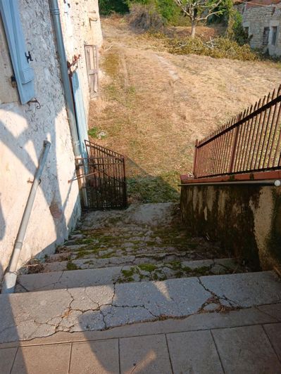 Image No.9-3 Bed House for sale