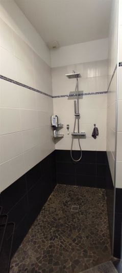 Image No.21-3 Bed House for sale