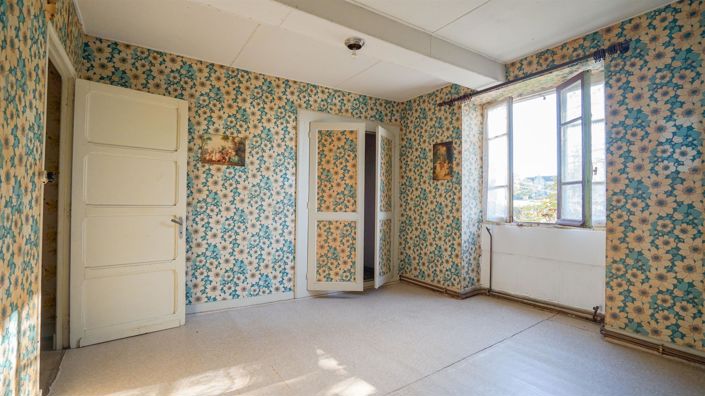 Image No.17-3 Bed House for sale