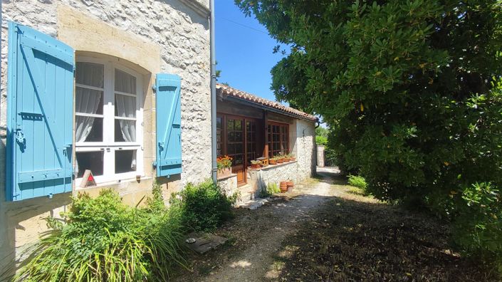 Image No.3-4 Bed House for sale