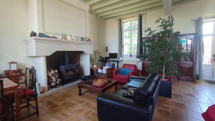 Image No.7-4 Bed House for sale