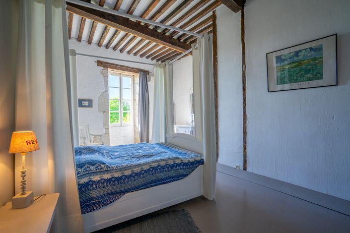 Image No.20-5 Bed House for sale