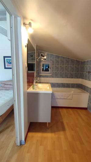 Image No.17-3 Bed House for sale