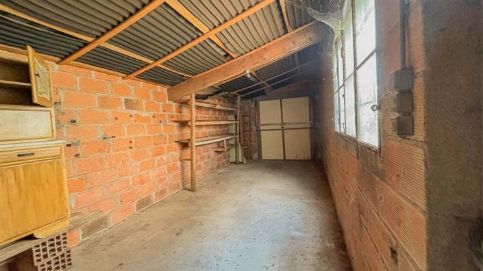 Image No.15-2 Bed House for sale