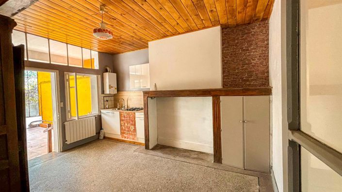 Image No.6-2 Bed House for sale