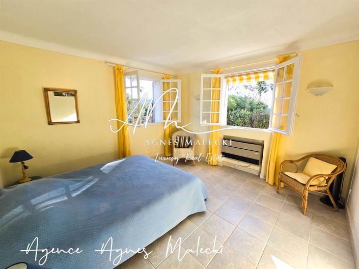 Image No.14-4 Bed House for sale