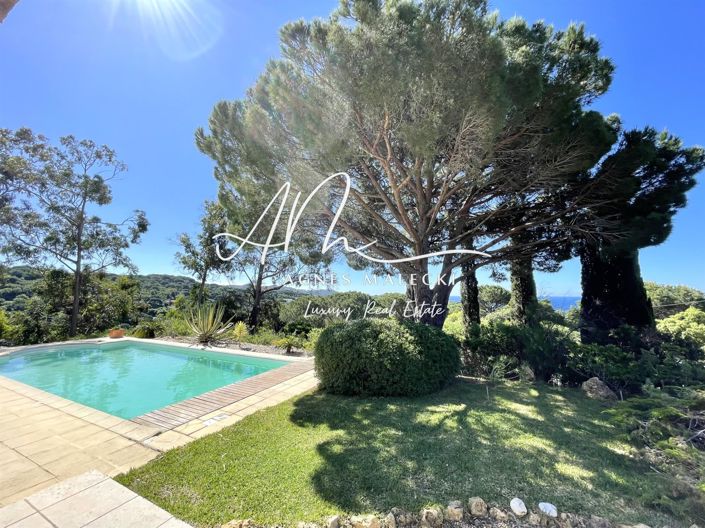 Image No.7-4 Bed House for sale