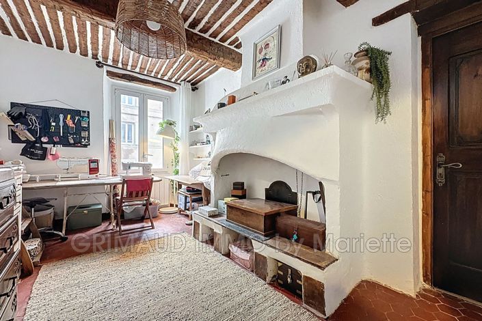 Image No.13-6 Bed House for sale