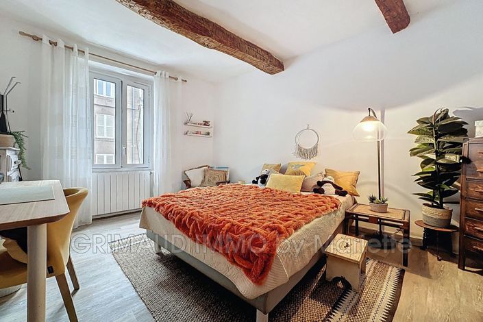 Image No.14-6 Bed House for sale