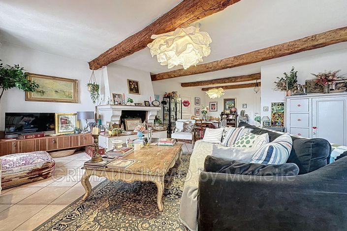 Image No.15-6 Bed House for sale