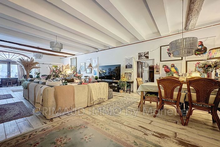 Image No.4-6 Bed House for sale